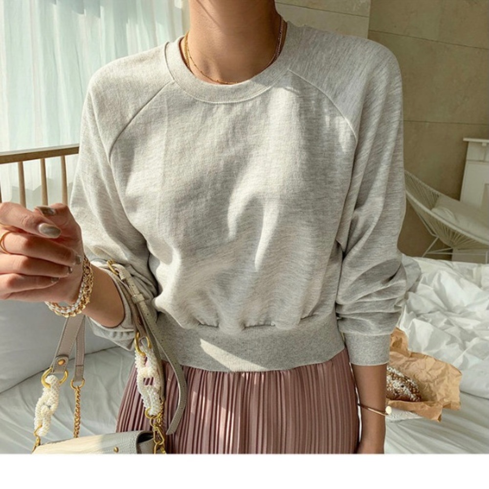 NANING9 Basic Crewneck Gray Sweatshirt